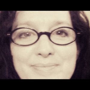 Meet your Posher, Marci